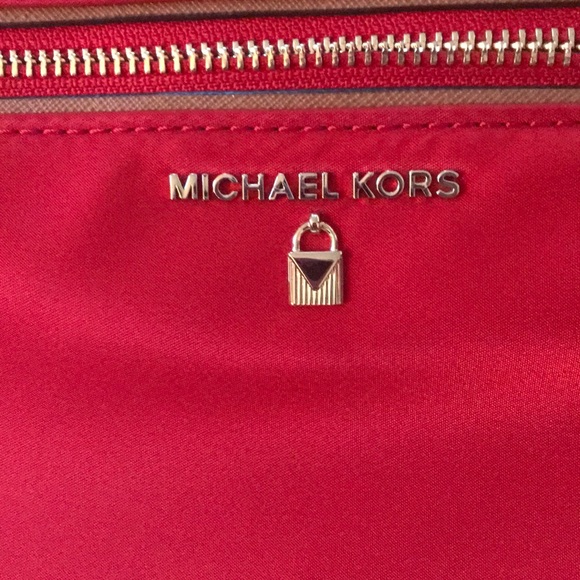 Michael Kors purse - Picture 3 of 4